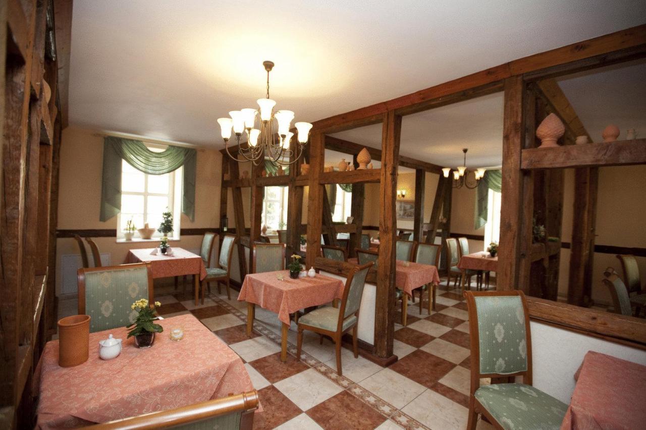 Kurpark Hotel Bad Lauchstaedt Exterior photo
